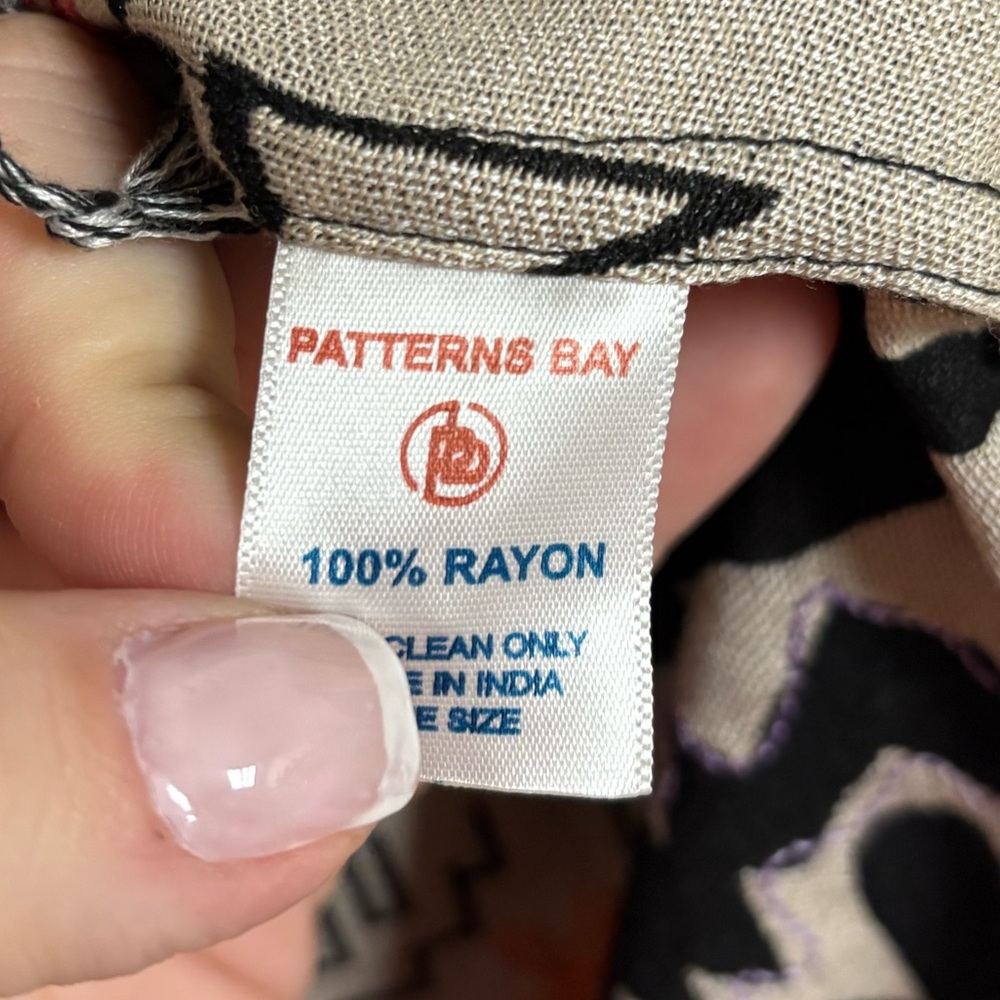 Patterns Bay Embroidered Aztec Boho Fringe Crop Cardigan - Picture 4 of 5